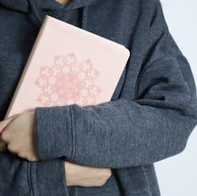 Load image into Gallery viewer, Ramadan Legacy Planner - pink