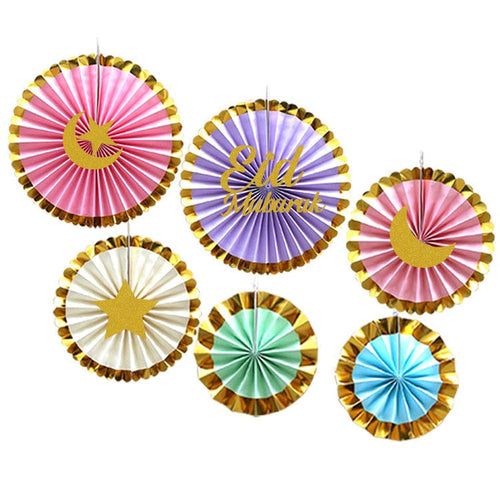 Make your Ramadan & Eid decoration stand out like no other with our versatile, fun and elegant fan-out display pieces.  Decorations open out into circular shape, each secured using included clip. Easy to hang up anywhere with attached string loops.