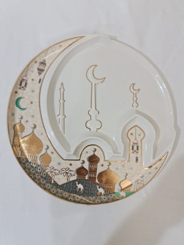 Mosque shaped ceramic serving plate perfect for serving Iftar refreshments. Also makes for a perfect gift for the host of an Iftar party.